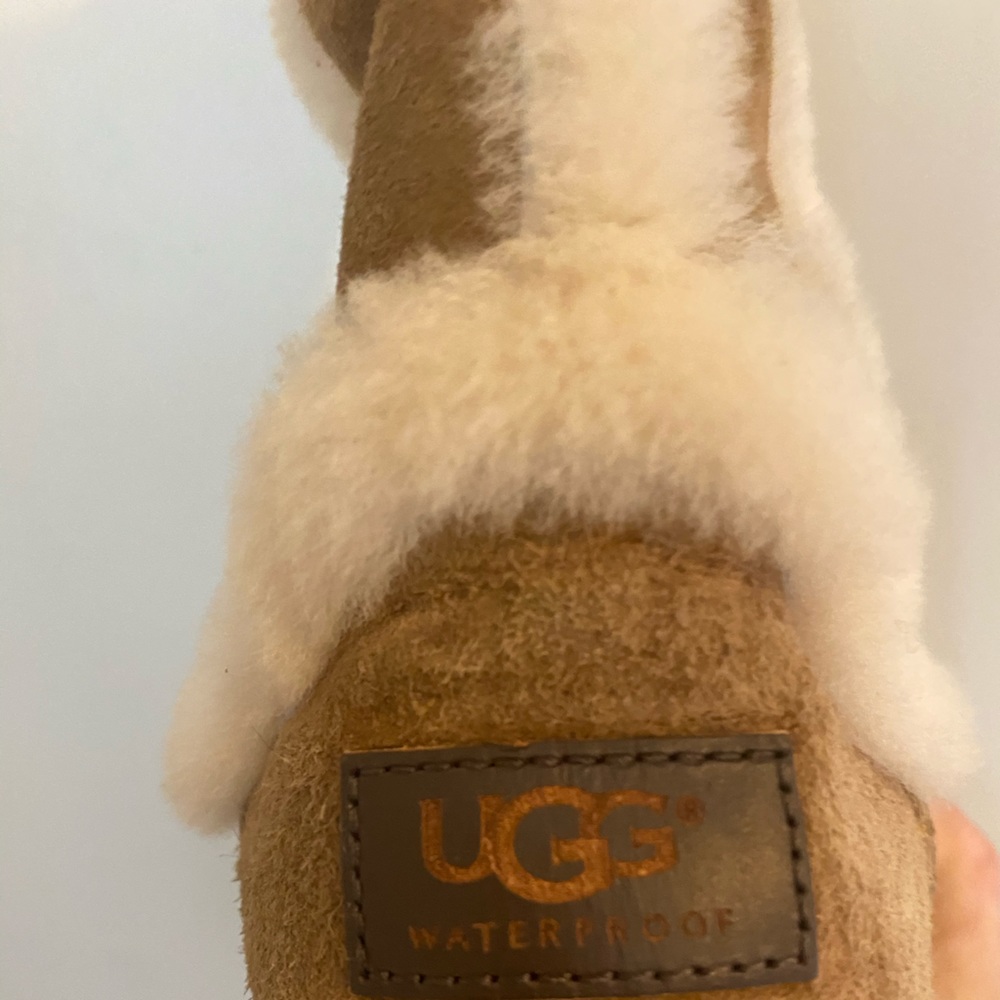 UGG Boots size US 7